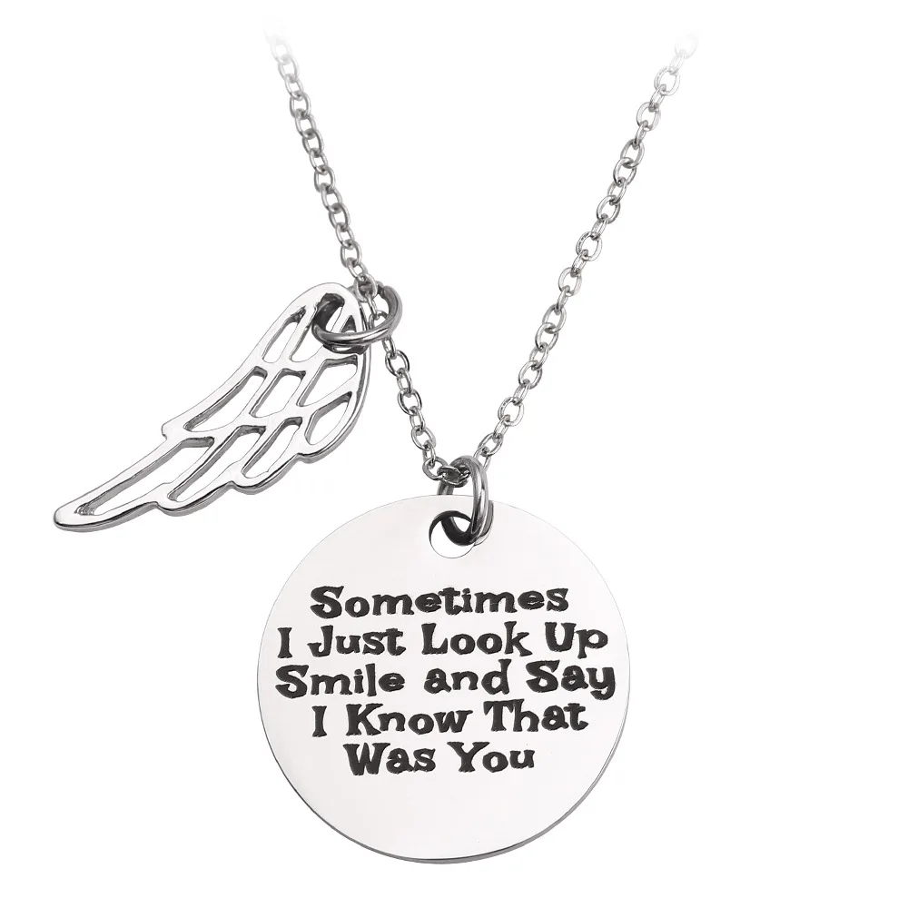 Иногда я просто посмотрю и знаю что это была памятная подвеска памятник тянущего