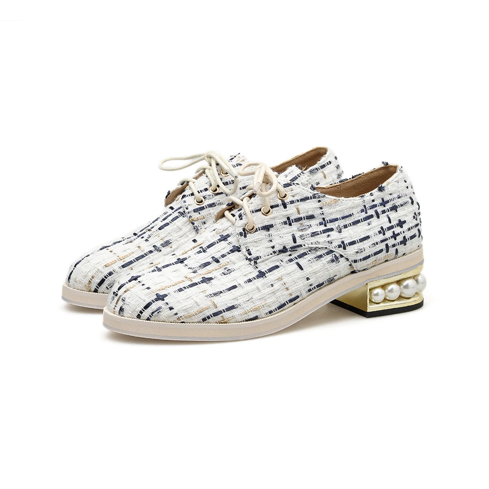 Женская обувь с жемчужинами на каблуке Цвет черный белый женская круглым носком