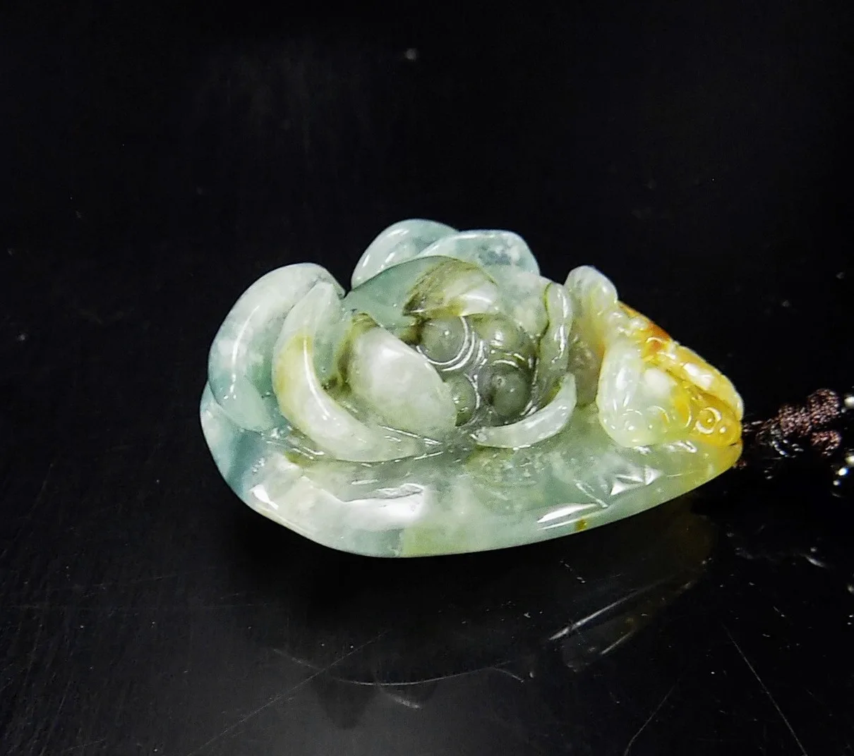 

Jade Jewelry Natural Jade Pendant Necklace Hand-Carved butterfly&lotus flower Jadeite Necklace Pendant Gift No Treatment 865e