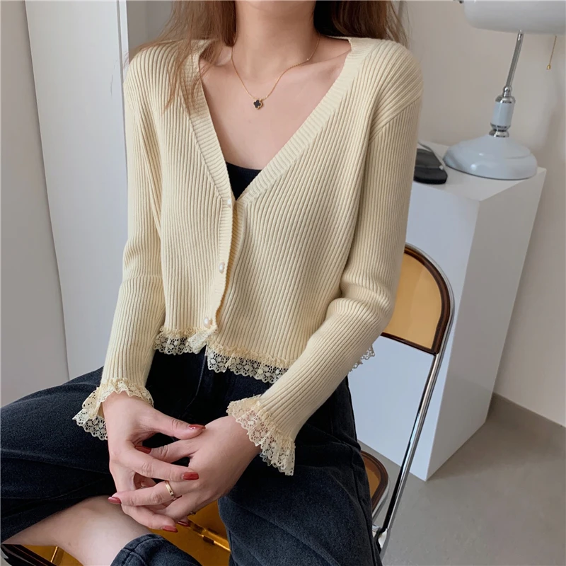 

Early autumn knitwear women's clothing 2020 new Korean version loose and versatile short thin long sleeve cardigan top