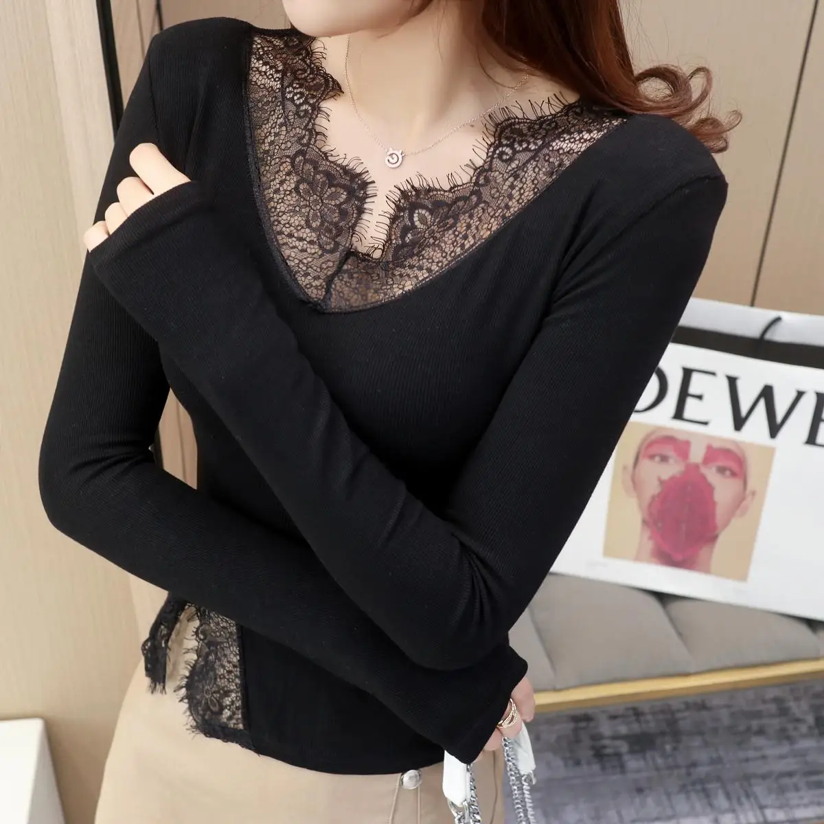 

Black White Lace Long-Sleeved T-Shirt Sexy V-Neck Plus Large Size Clothes Women'S T-Shirts Tops Blouses Spring Autumn D0699