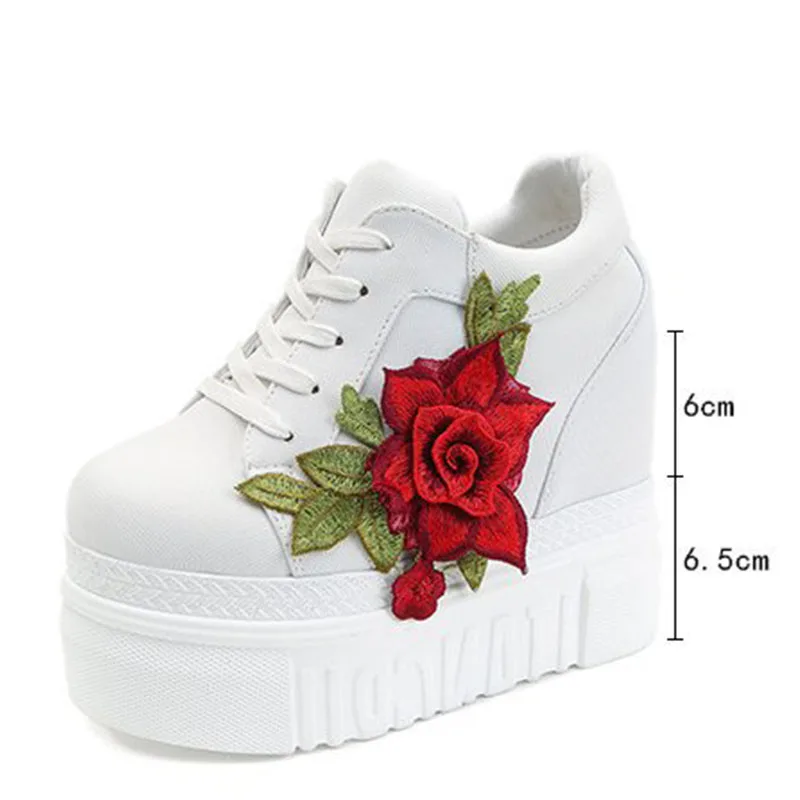 Женские кроссовки на платформе повседневные танкетке 12 см увеличивающие рост