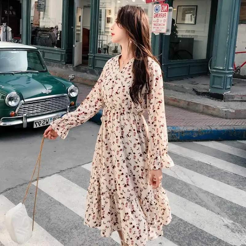 Винтажное шифоновое платье с v-образным вырезом и цветочным принтом женское