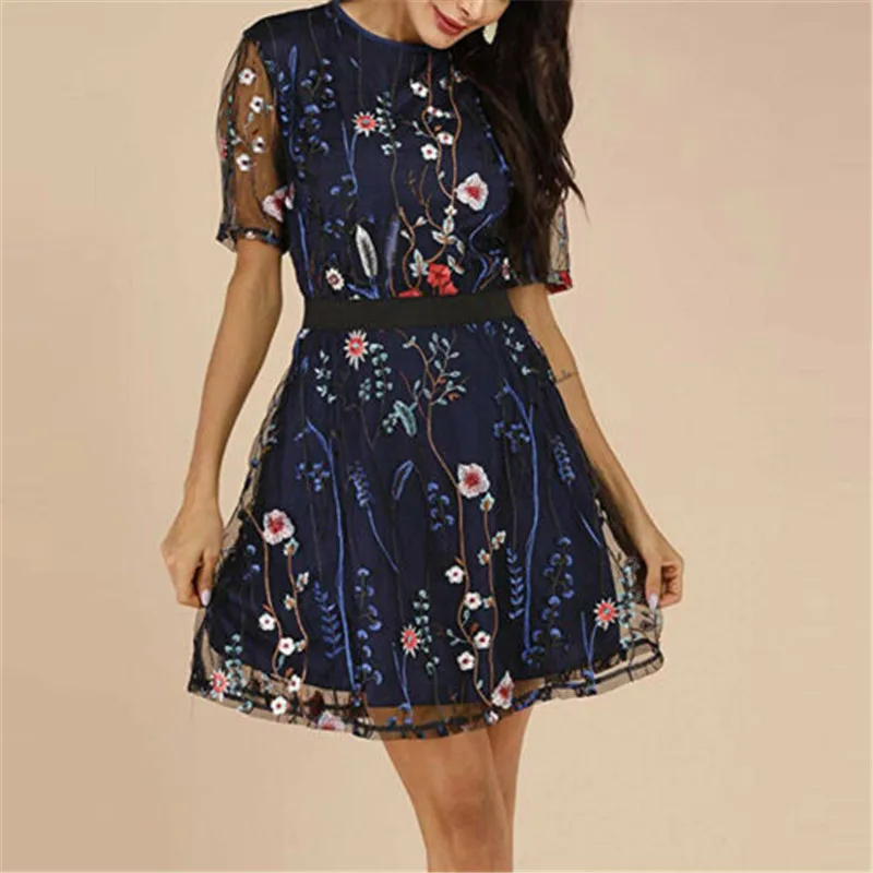Модные женские платья с цветочной вышивкой сексуальное летнее Короткое мини