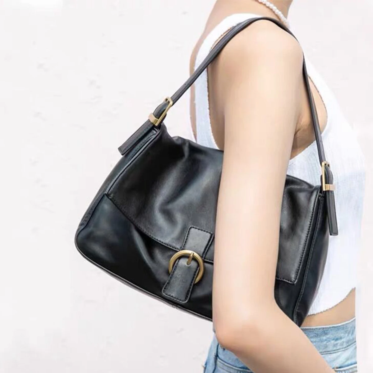 Однотонные женские сумки из мягкой искусственной кожи 2021 летняя винтажная повседневная черная шикарная сумка