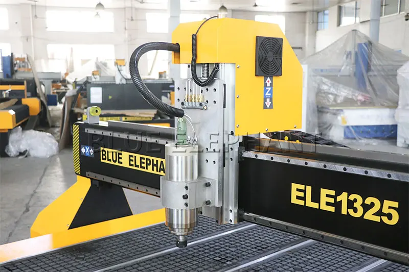 Фрезерный станок с ЧПУ для 3 кВт HSD шпинделя воздушным охлаждением гарантия 1 год