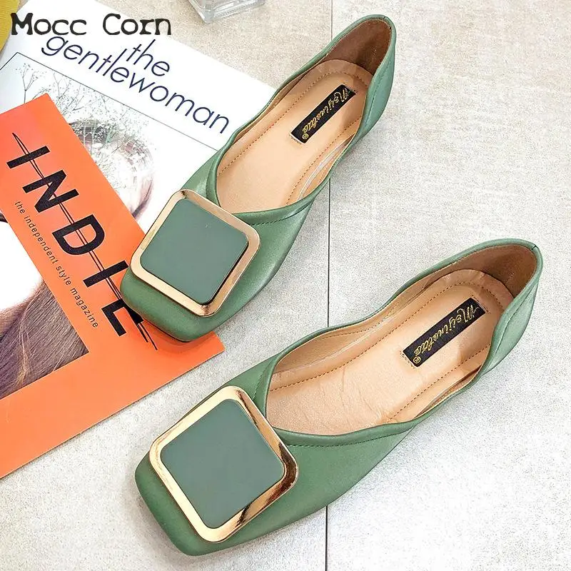 Мокасины женские большого размера 34 ~ 44 блестящие Лоферы без застежки квадратный