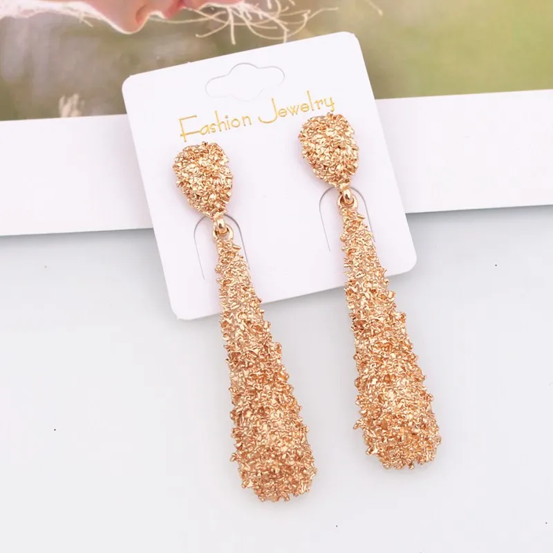 EC974 Европа и США серьги цвета матовая металлическая длинные висячие в форме