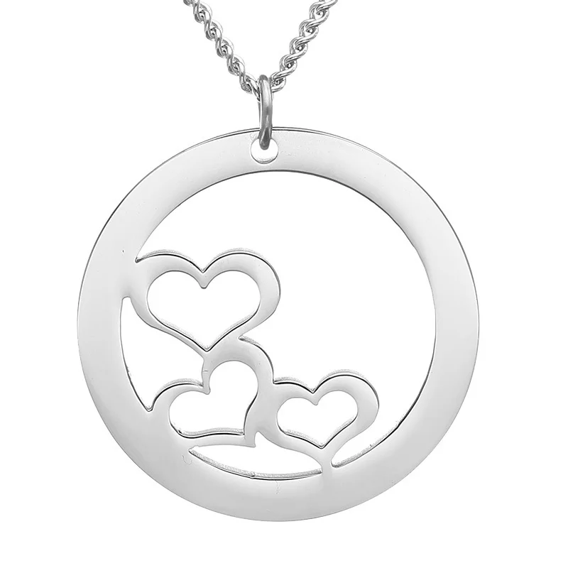 Ожерелье с круглой подвеской в виде тройного сердца из нержавеющей стали