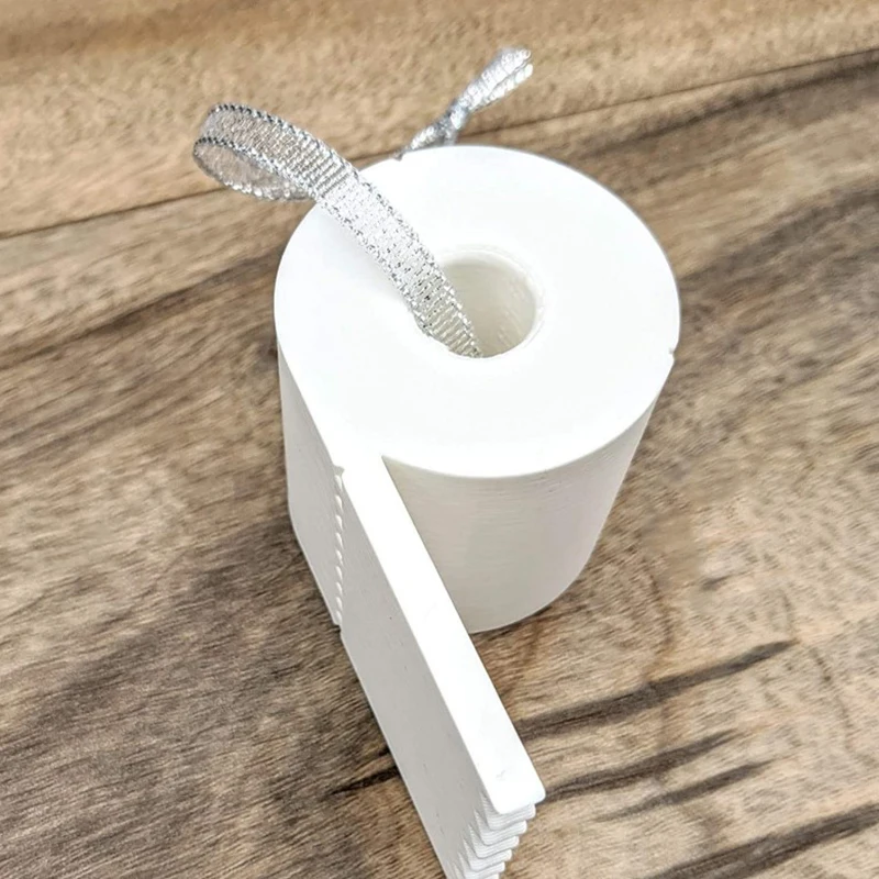 

1pcs Baby Novelty Toys Stylish Christmas Tree Holiday Pendant DIY Creative Pendant Birthday Christmas Best Decoration Hot Sale