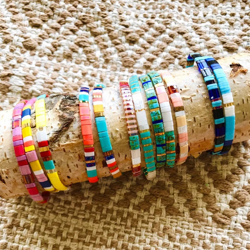 Женский браслет в стиле бохо Миюки растягивающийся из японского стекла с