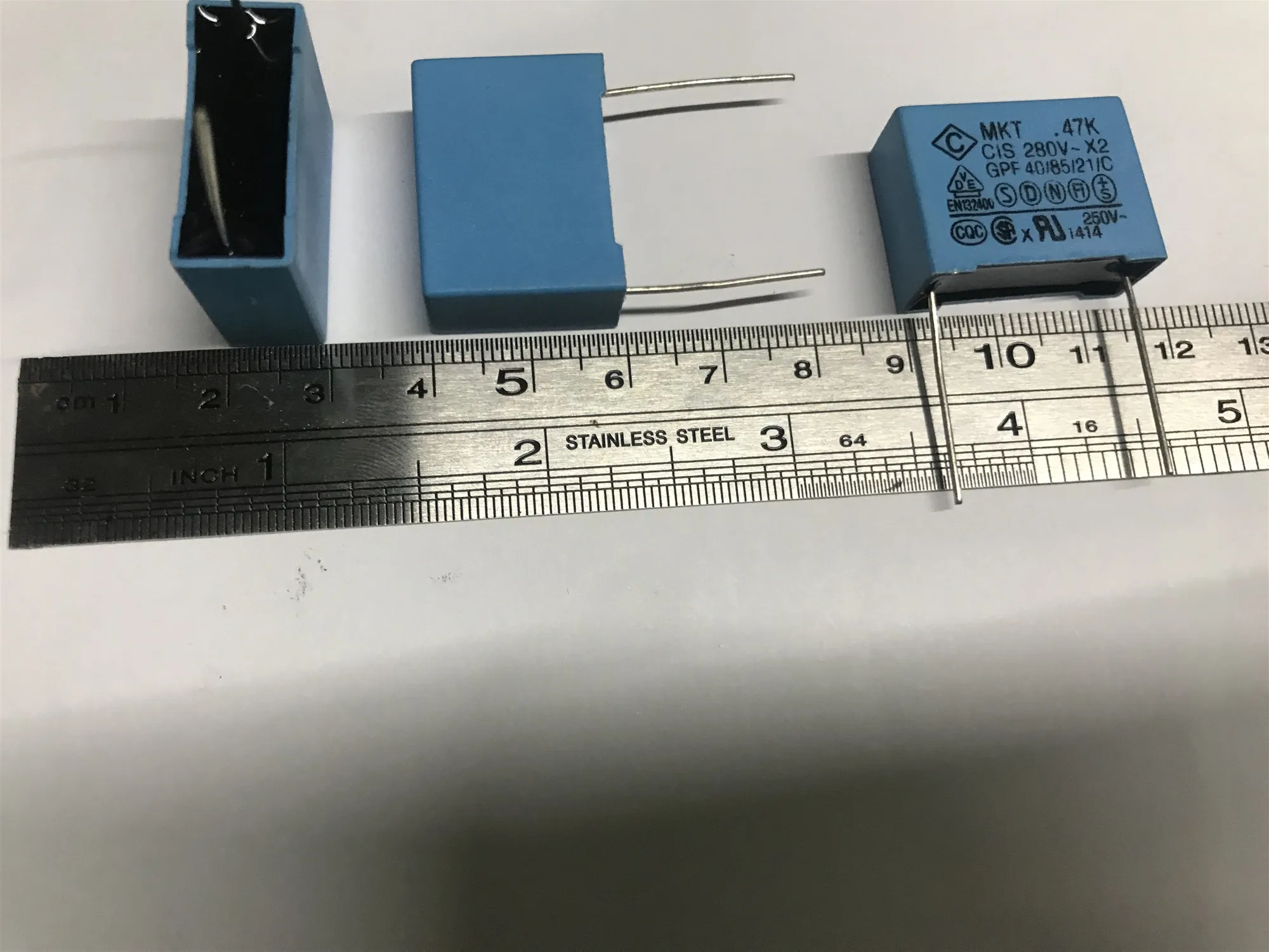 

0.47uf 0.47K 280v-x2 GPF 40 / 85 / 21 / C Y-CAP; safety gauge capacitance foot distance 22mm genuine