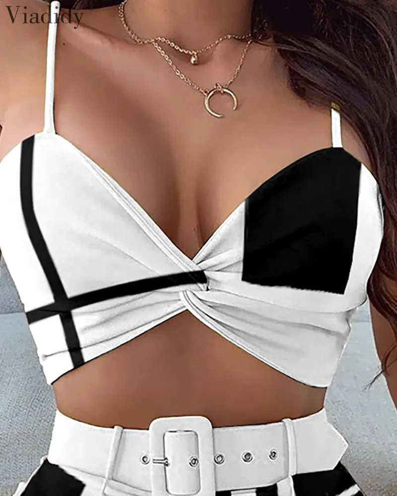 

Women V Neck Backless Colorblock Spaghetti Strap Twisted Top & Shorts Set Sexy Beach Wear