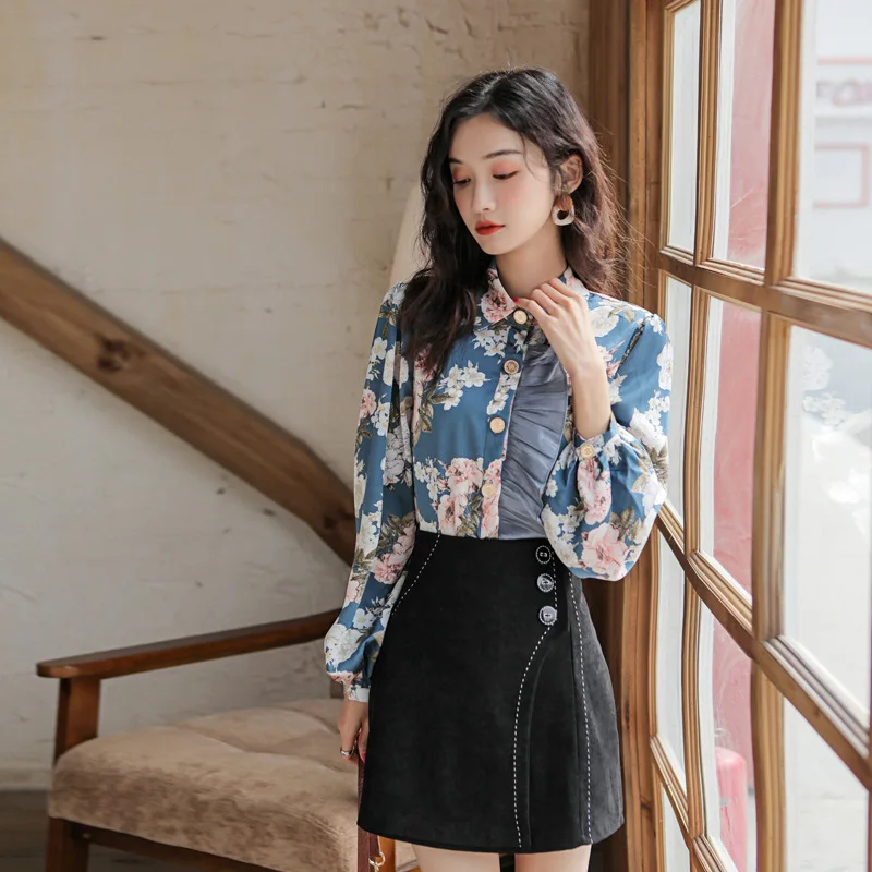 

Lapel ruffled retro lantern sleeve top women's design sense niche printed shirt spring and autumn long sleeve new 2020