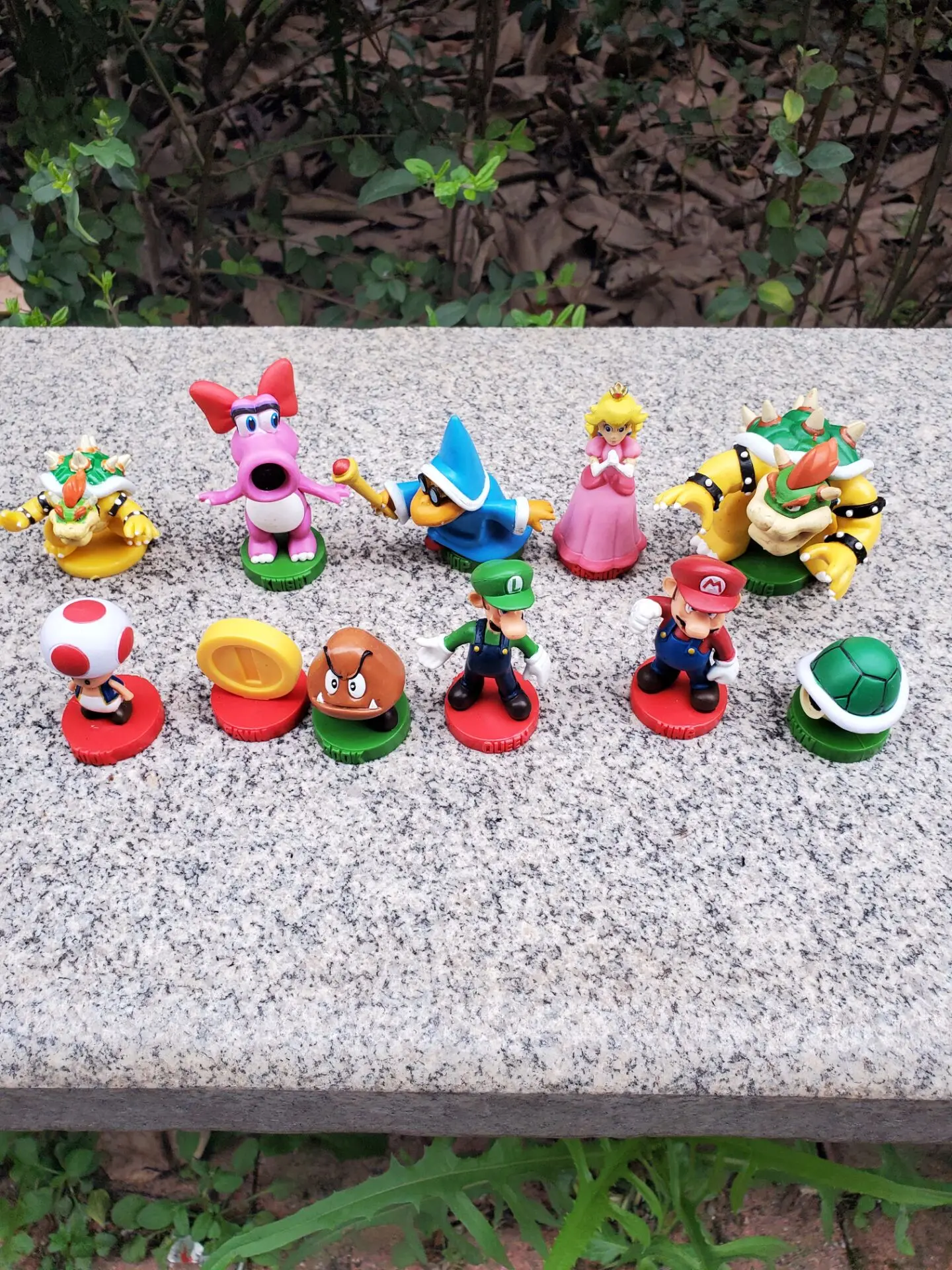 

11pcs Nintendo SuperMaries Chess Collector's Edition PVC Figures Toys Decoration of table top car ornaments