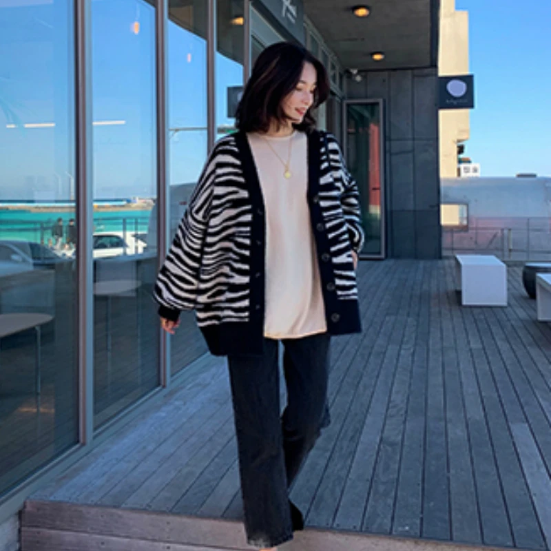 

Bornsra 2020 Autumn Winter Acrylic Cotton Sweater Women Full V-Neck Cardigans Winter Sweater Women Fall 2020 Women