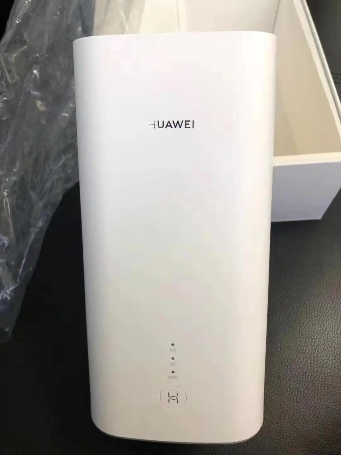 Huawei 5G CPE Pro(H112-372) 5G(n41/n77/n78/n79) 4G(B1/3/5/7/8/18/19/20/28/32/34/38/39/40/41/42/43) беспроводной роутер CPE