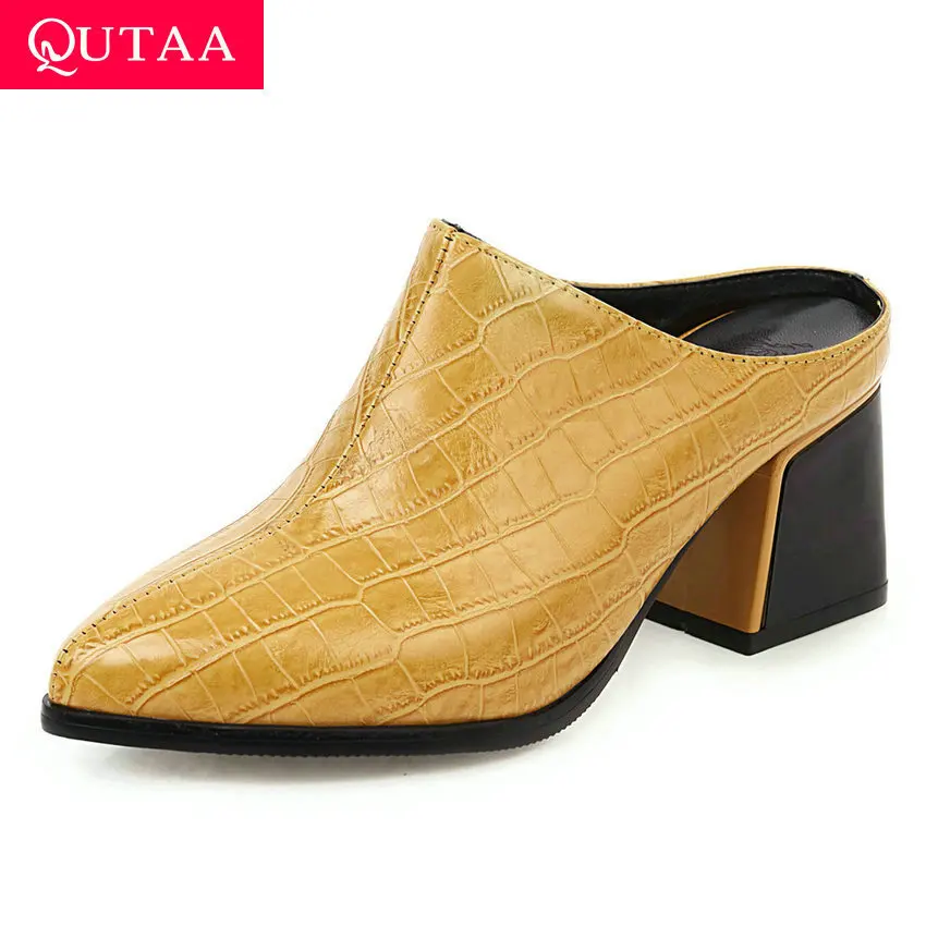 Женские босоножки с острым носком QUTAA черные из искусственной кожи на высоком