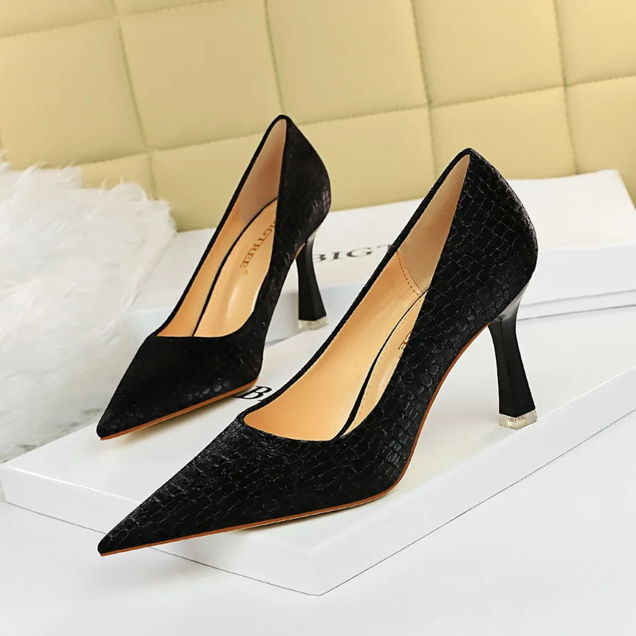 BIGTREE Shoes Fashion Women Pumps Pointed Toe Kitten Heels Stone Pattern High Heels Women Career Office Shoes Plus Size 42 43