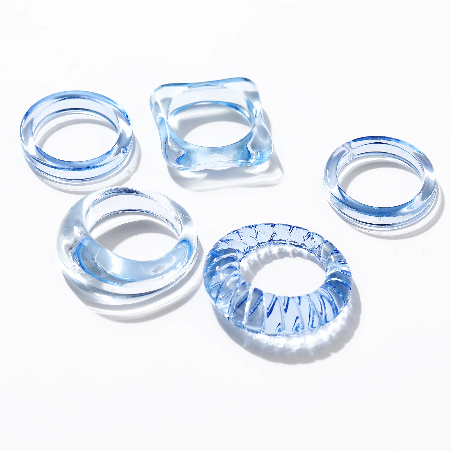 

2021 New Colourful Transparent Resin Acrylic Geometric Round Rings Sets For Women Fashion Smooth Joint Ring Jewelry Travel Gifts