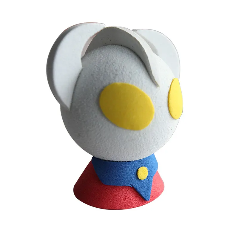 Белый с рисунком Ультрамен в виде маленькой милой футболка забавным