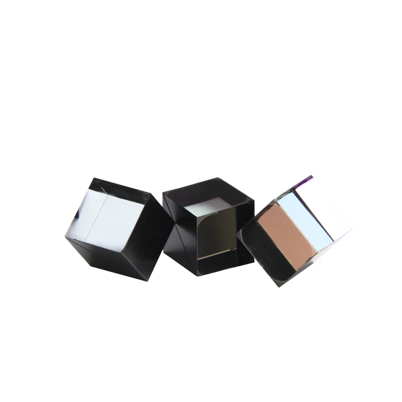 

18 * 18 * 18 Mm Optical Glass Coated Black Beam Splitting Prism Semi-Reflective and Semi-Transparent Cube Splitting Ratio 5:5