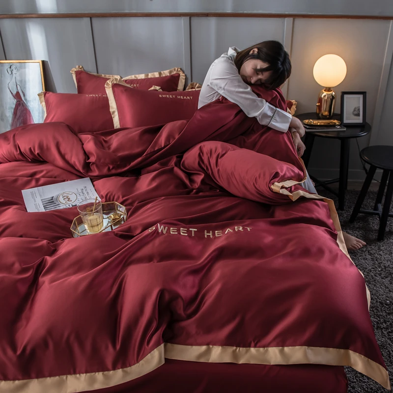 

100%silk Embroidered bedding set duvet cover set 4pc Home Textile Queen size bedclothes duvet cover sheet pillowcases Wholesal