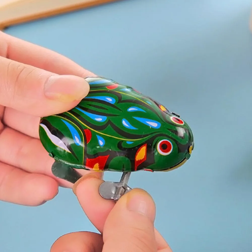 Новинка винтажная металлическая модель заводного прыжка в виде лягушки жестяные