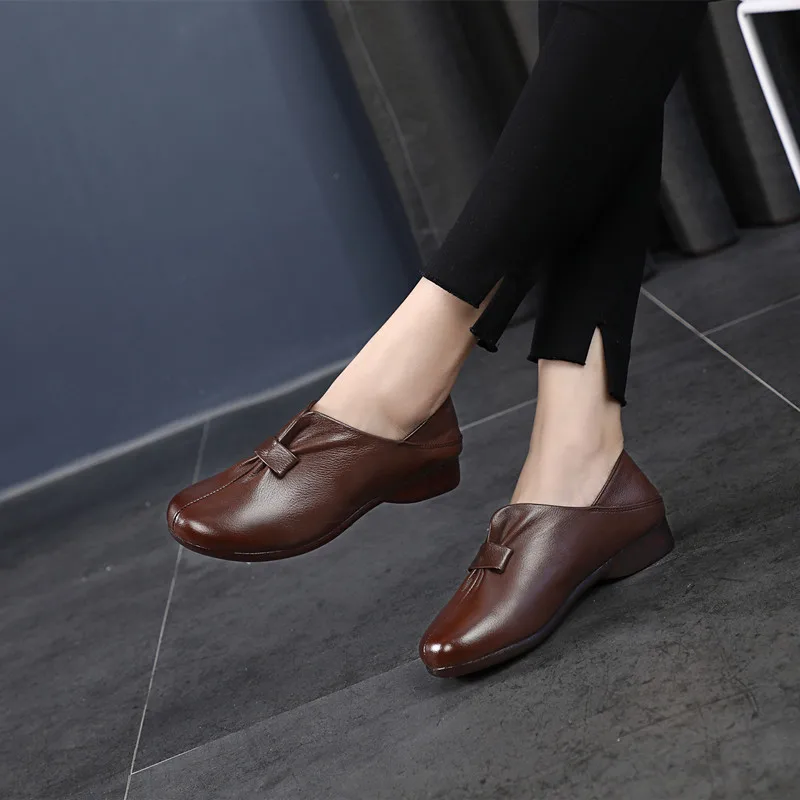 

2020 New Top Soft Cowhide Soft Sole Deep Mouth Comfortable Shoes Women Leather Shoes Large Size Flat Shoes Fashion Casual Shoes