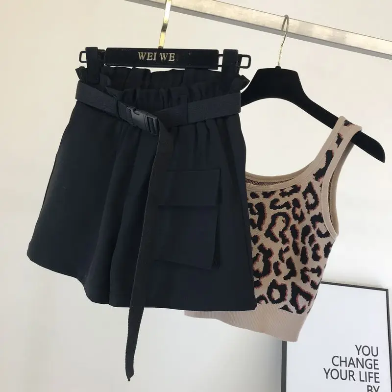 

2021 Summer New British Style Simple Shorts Women Loose Wide-Legged Versatile Solid Color Suit Pants A- Line Short Trousers Lady