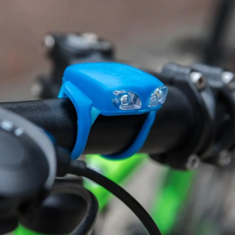 Lampu Sepeda Lampu Silikon LED Lampu Peringatan Keselamatan Lampu Belakang Naik Malam Gunung Aksesori Sepeda Lampu Belakang Kodok Sepeda
