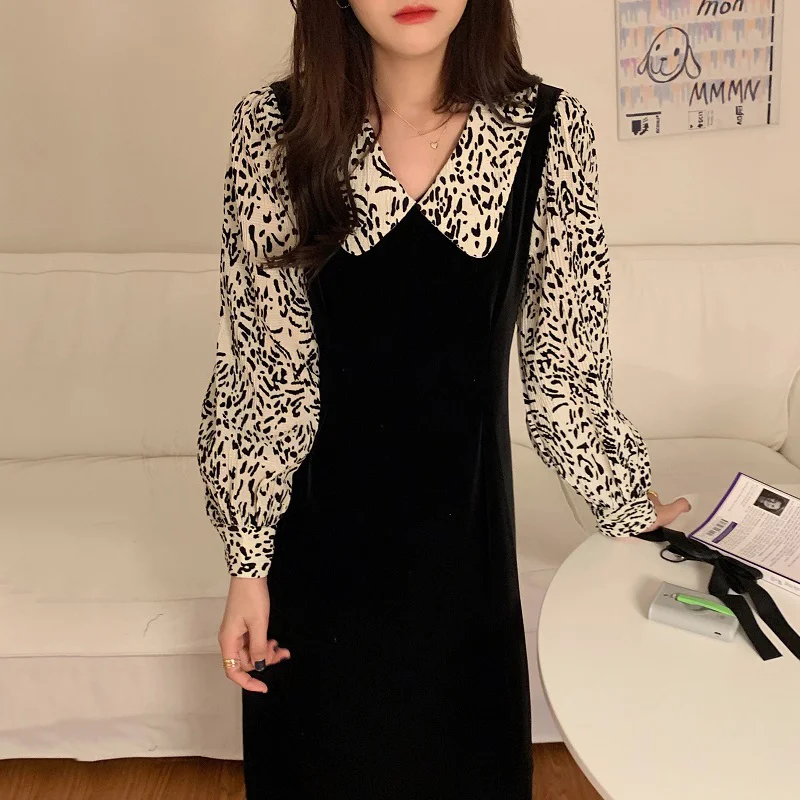 Зимнее платье корейское шикарное бархатное с воротником для младенцев