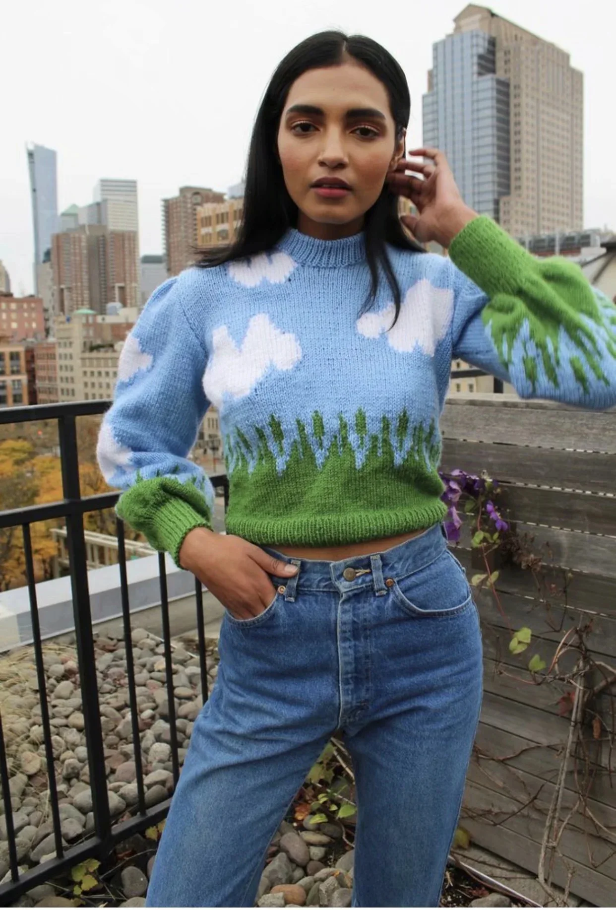 

Kpop Korean Celebrity Autumn New Fashion O-Neck Pullovers Puff Sleeve Sweaters Female Student Sweet Loose Wild Warm Sweater Coat
