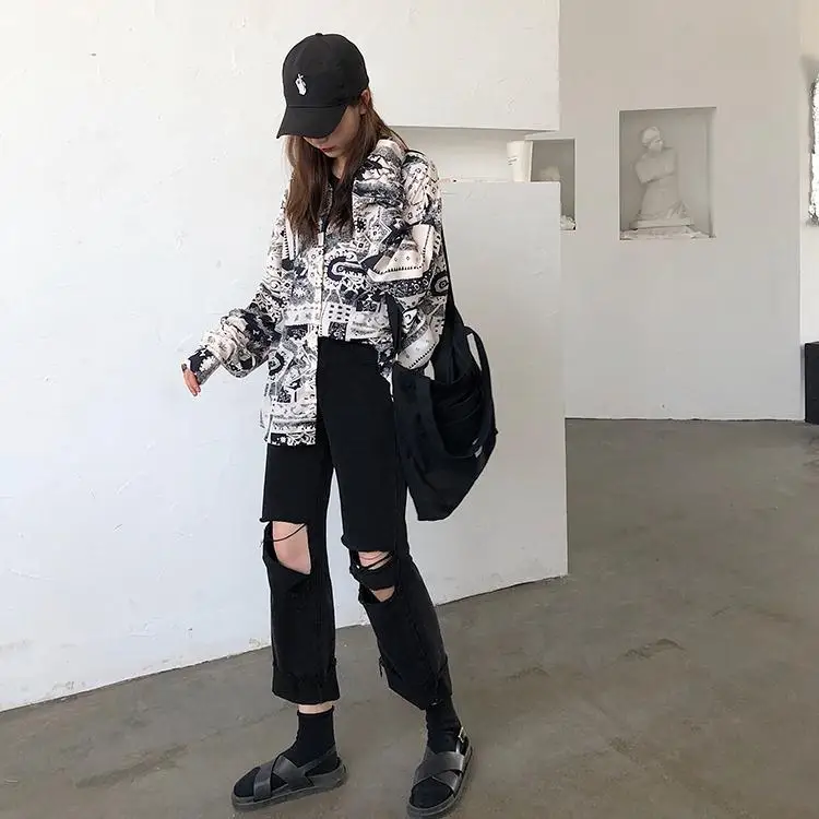 

Summer 2021 New Retro High Waist pierced jeans female student Korean style BF versatile straight pants