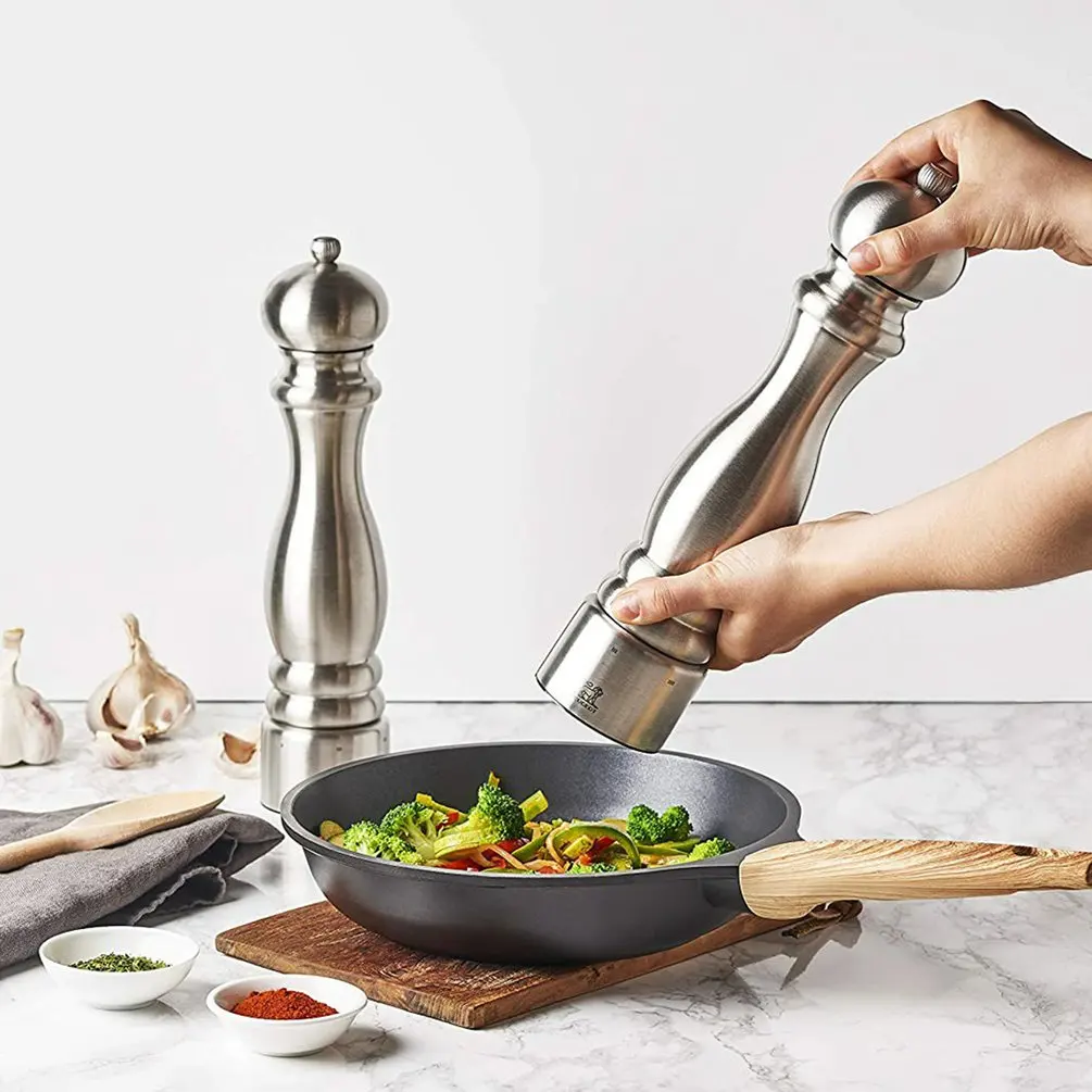 

Stainless Steel Pepper Grinder Adjustable Coarseness Salt Pepper Herb Mill Manual Seasoning Bottle Grinder Kitchen Accessories