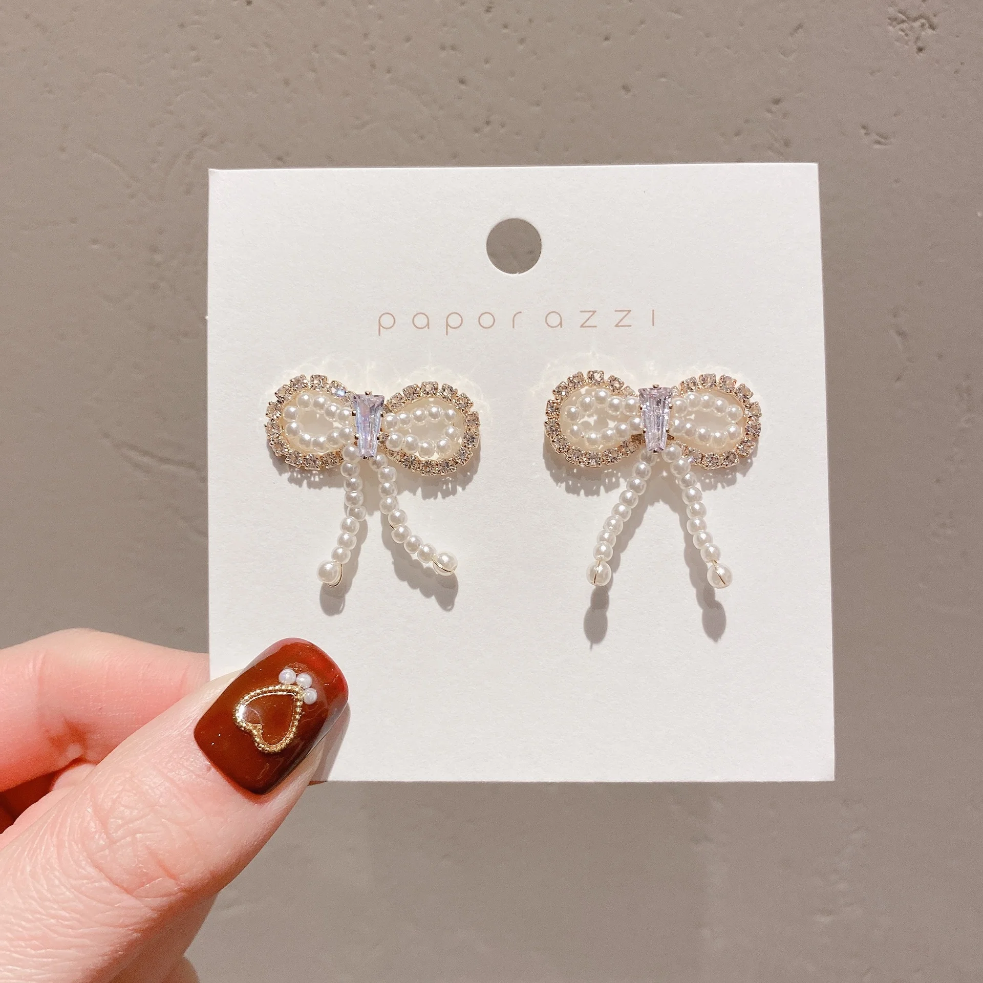 

Summer New Small Bow Earrings Zircon Inlaid Lady Sweet Net Red Wind Earrings Cute Versatile Pearl Drop Earrin