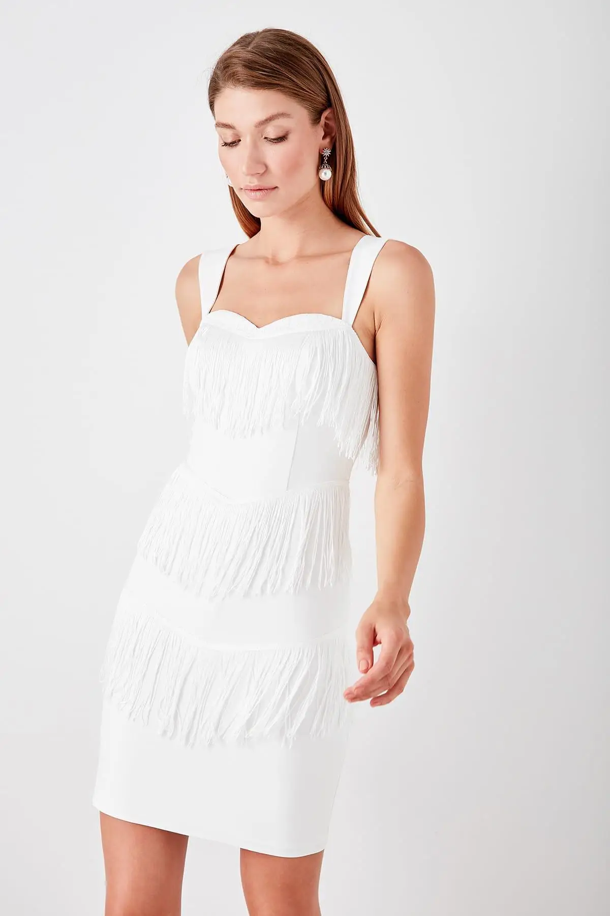 Trendyol белое платье с кисточками TPRSS19BK0030 | Женская одежда