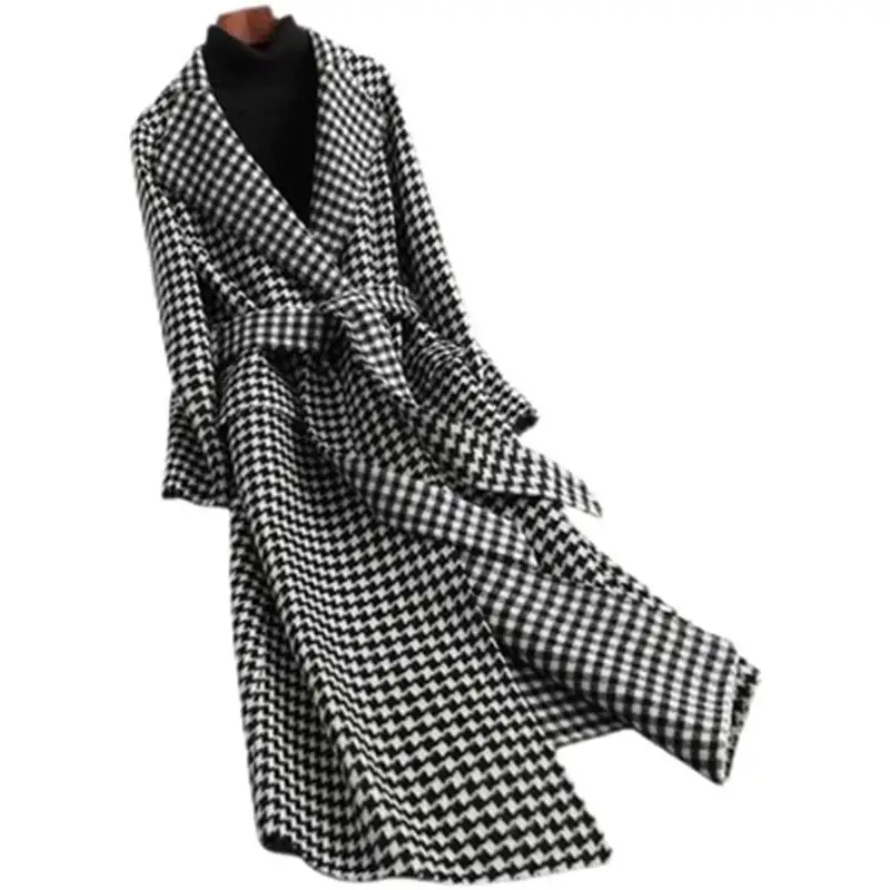 

Korean version of the plaid woolen coat women's autumn winter New high-quality waist waist thickened long woolen coat women