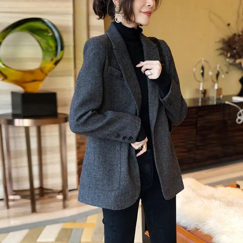 

European station woollen overcoat women's middle long autumn winter 2020 new thickened herringbone tweed Blazer