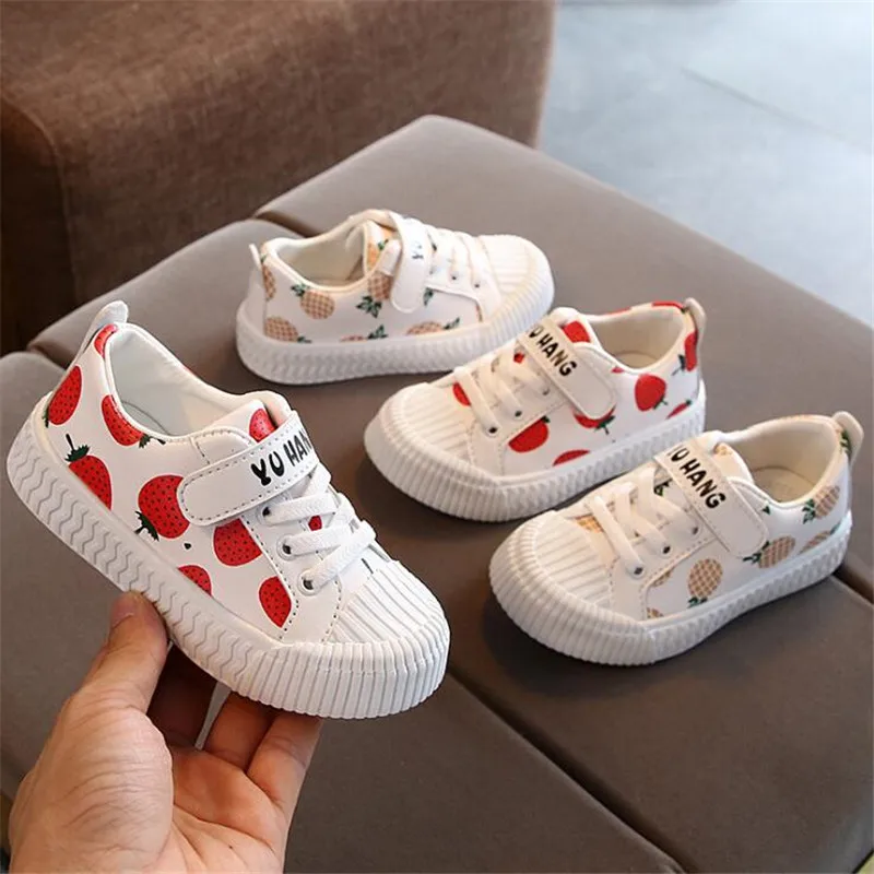 

Hot Sale Pineapple Strawberry Spring Autumn Children Sneaker Soft Bottom Girls Students Casual Non-slip PU Leather Sports Shoes