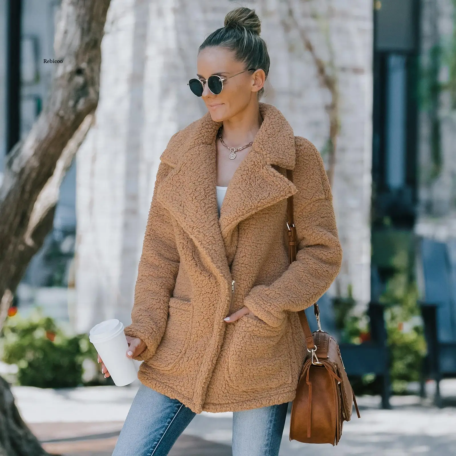 

Women's Lamb Fur Coat Lapel Zipper Women Woolen Coat Solid Color Pockets Casual All-Match Female Overcoat Winter 2021 New