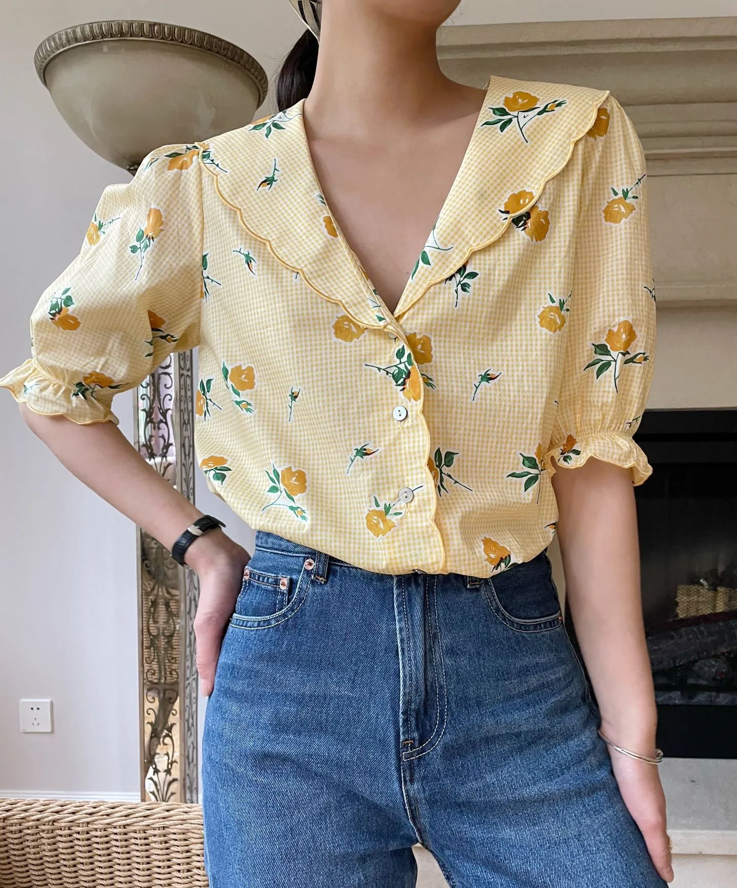 

Women Floral Blouse 2021 New Fashion Rose Printing Wavy Side Trim 2021 Summer Ladies Puff Sleeve Sweet Shirt and Top with Button