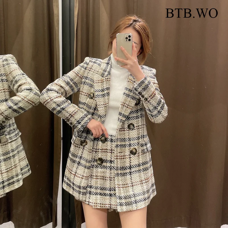 

BTB.WO Za Two Pieces Sets Women Vintage Plaid Metal Double-Breasted Coat Female High Wasit Suit Shorts Women 2Pcs Sets