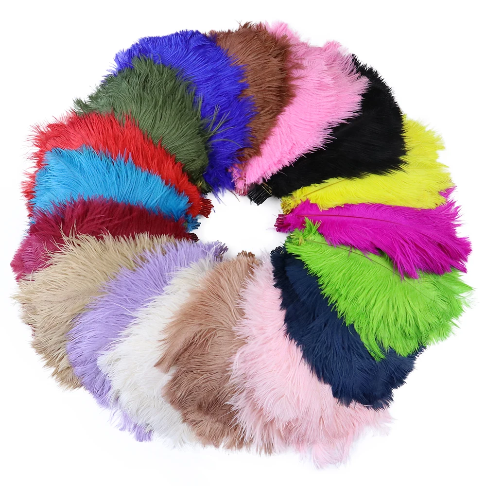 

Wholesale 20-25CM White Ostrich Feathers for Wedding Centre Table Vase Party Home Decoration Crafts Background Plumes 10/50PCS