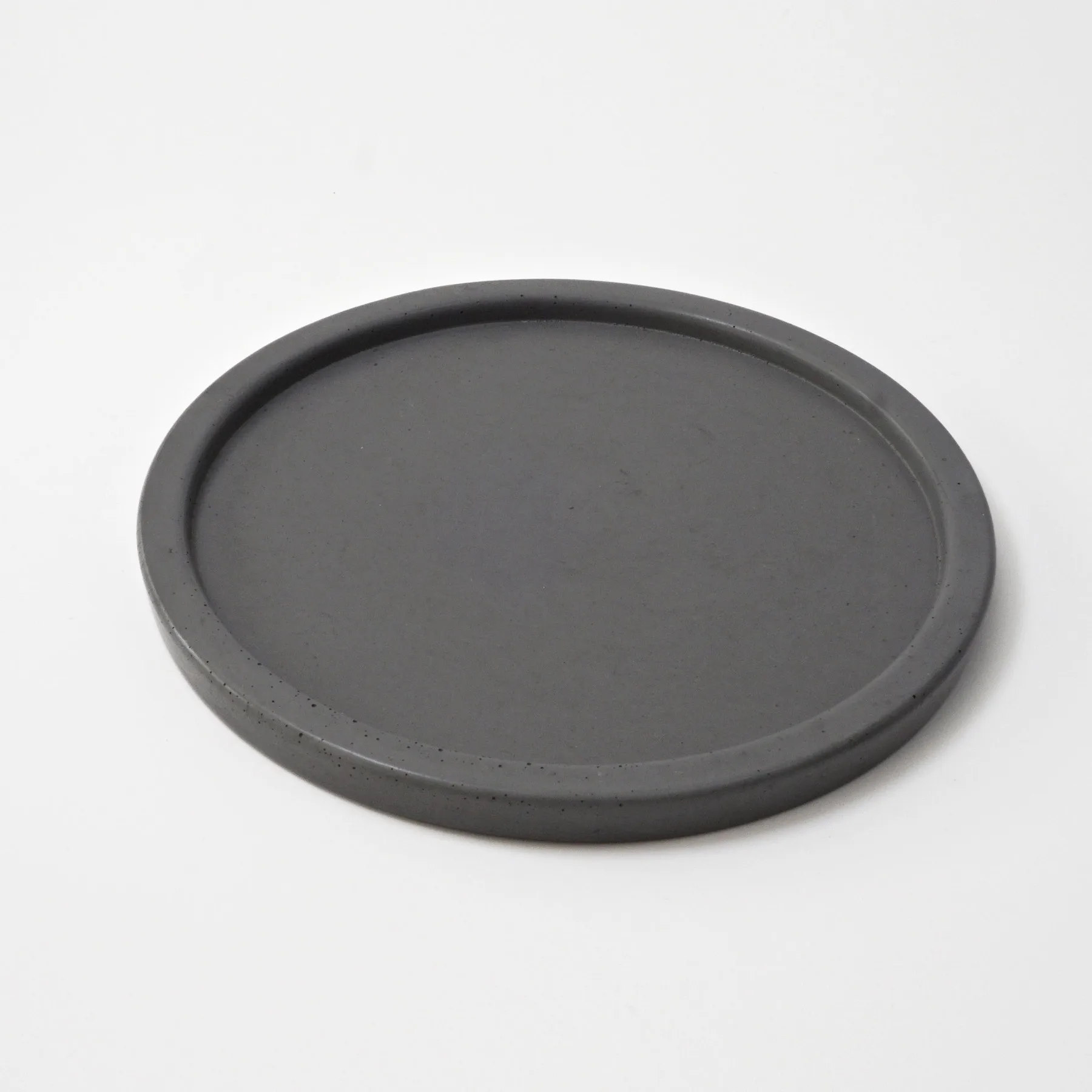 

Concrete Set Round Tray Candleholder Dark-Gray Concrete Set Special Design