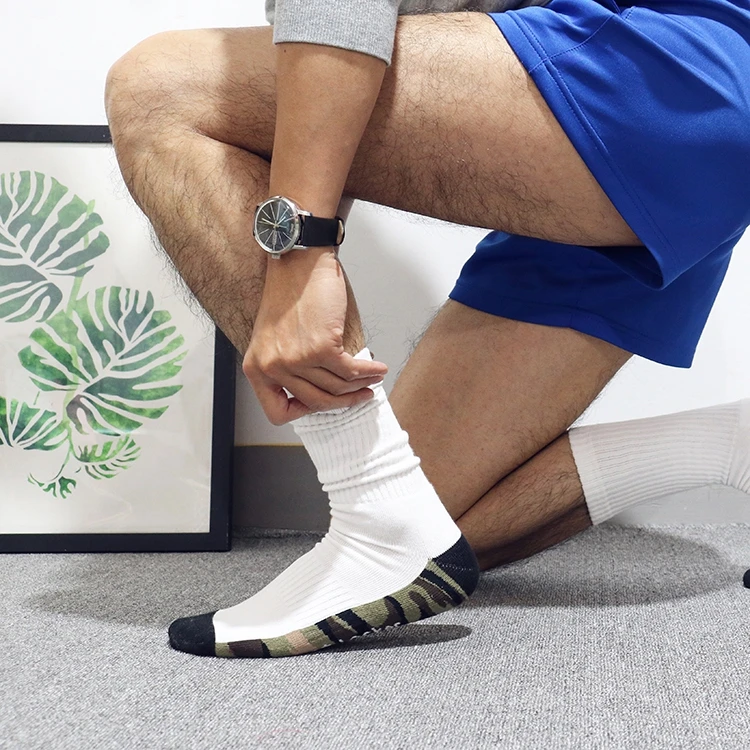 

Fashion White Camouflage Hiking Cycling Sock Gay Sexy Men Sports Long Tube Streetwear Striped Socks Comfortable