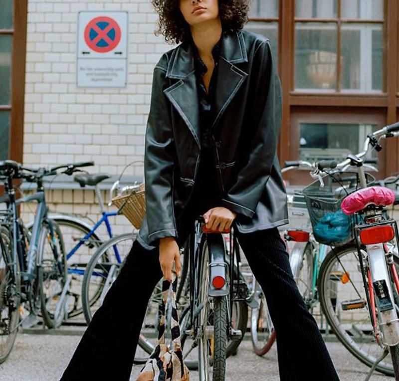 

Women PU Jacket Lapel PU Coat Female Black Long Sleeve Turndown Collar PU Jacket