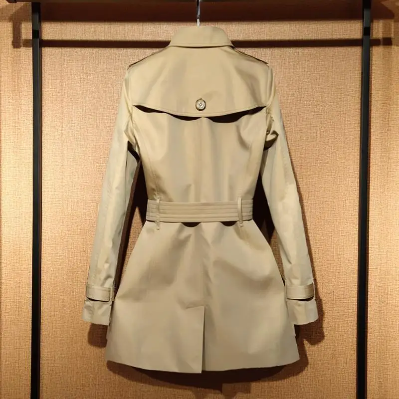 

2021 new spring and autumn windbreaker women's short style small temperament popular solid color coat women's British style coat