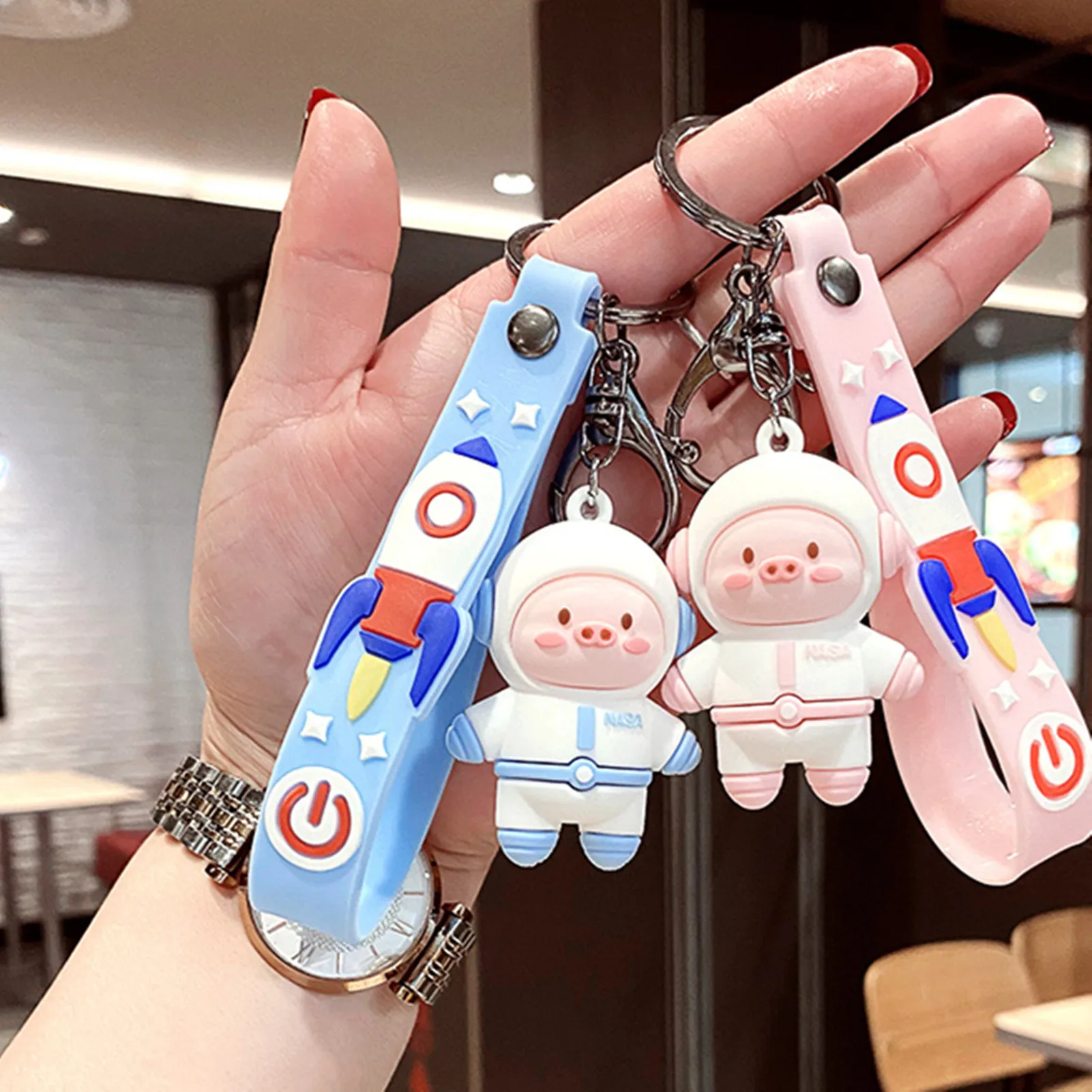 

New Cute Cartoon PVC Aerospace Piggy Keychain Couple Backpack Car Pendant Accessories Auto Key Ring for Woman/Girl Bag