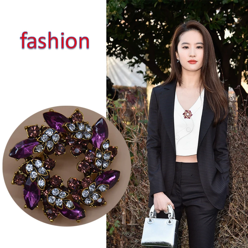 

Mziking 2022 new Bauhinia small Five kinds of color Brooch Women's corsage cardigan clasp Ornament crystal brooch cape buckle